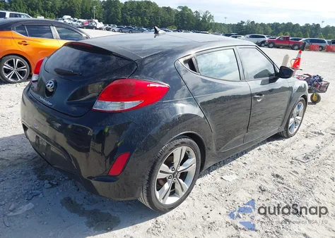 2013 Hyundai Veloster Base W/Gray z USA, uszkodzony, nr VIN KMHTC6AD7DU140243